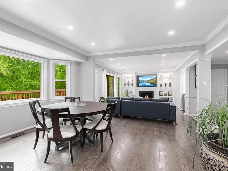 820 Ridge Dr — Photo 11