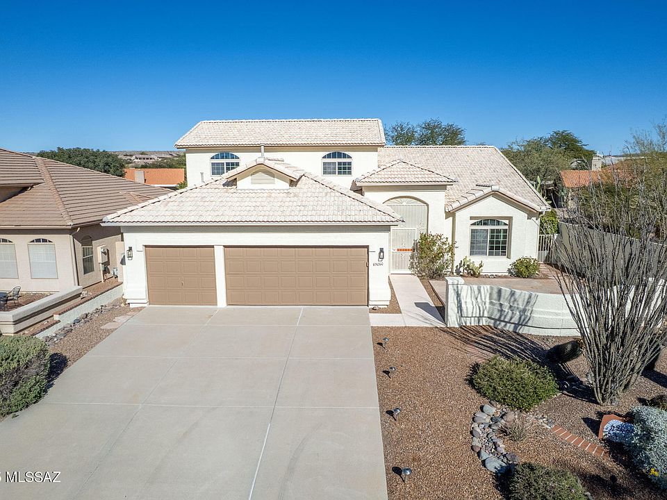 1st image of 65060 E Canyon Dr