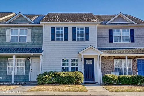202 Bridgewood Dr Photo 1