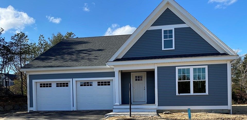 1st image of 22 Lotus Dr
