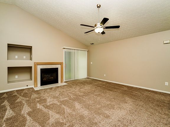 5th image of 3057 Cumberland Woods Dr