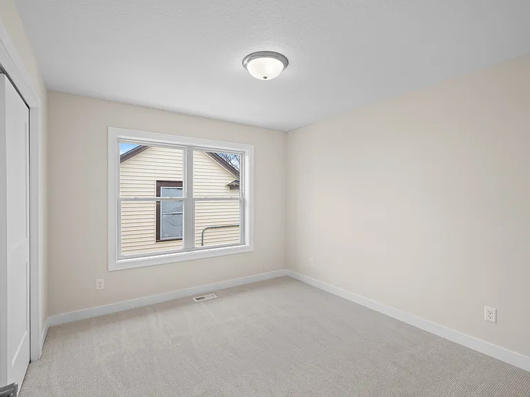 820 26th Ave NE #1 — Photo 20