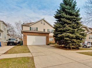 1576 Hills Ave, Des Plaines, IL 60016