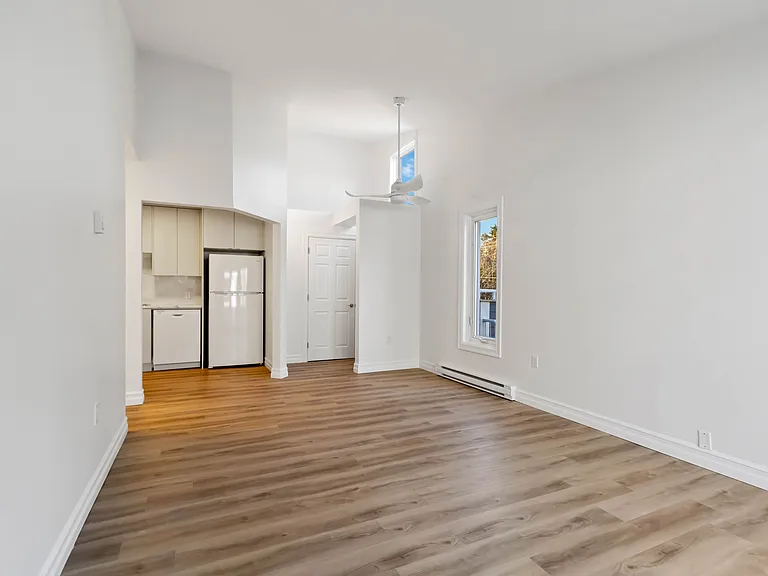 7 Brookdale Ct #705 — Photo 11