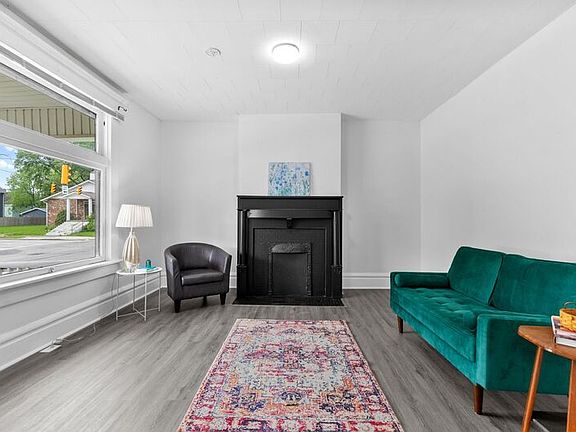 4th image of 429 S Champion Ave