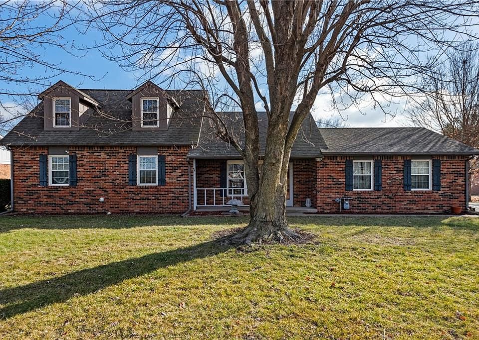 1st image of 5919 Marcia Ln