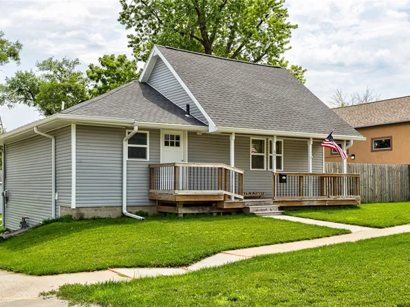 601 S Kennedy Ave, Madrid, IA 50156