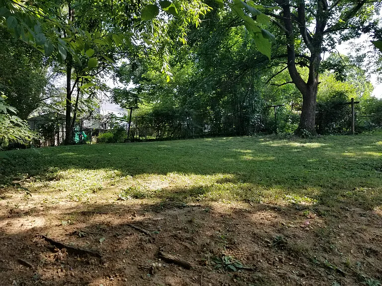 1924 Greenway St — Photo 14