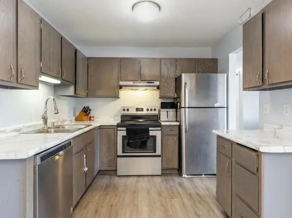 9967 Cord St NE, Blaine, MN 55014