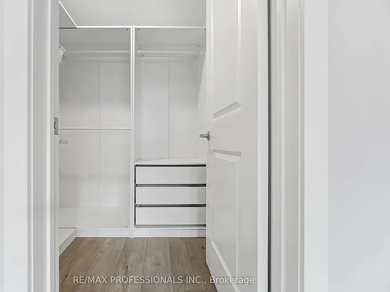 10 Boxwood Rd — Photo 18