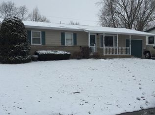 109 Meadowlane Dr, Catlin, IL