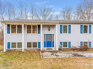 31 Whippoorwill Rd, Bethel, CT 06801