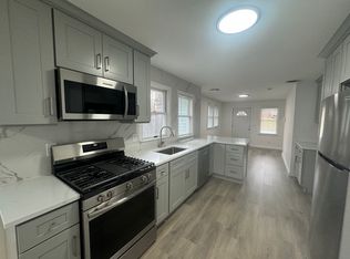 (Undisclosed Address), Huntington, NY 11743