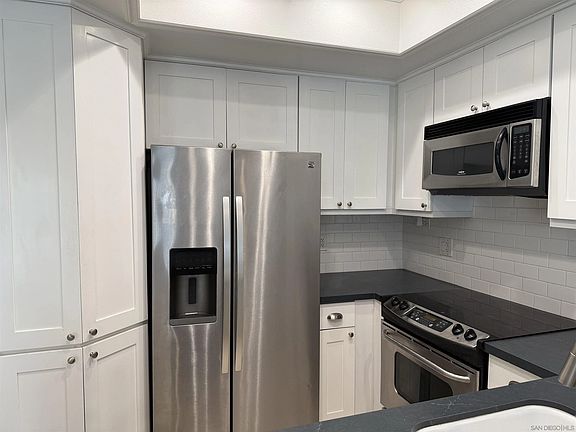 4th image of 620 State St Unit 115