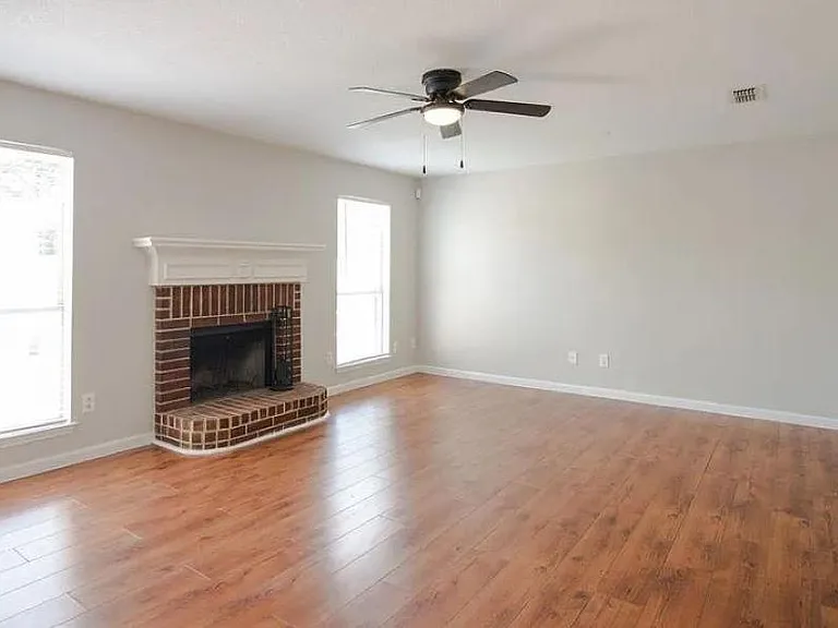 6926 Crystal Ln — Photo 16