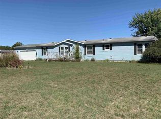 4126 N Bird View Dr, Warsaw, IN 46582