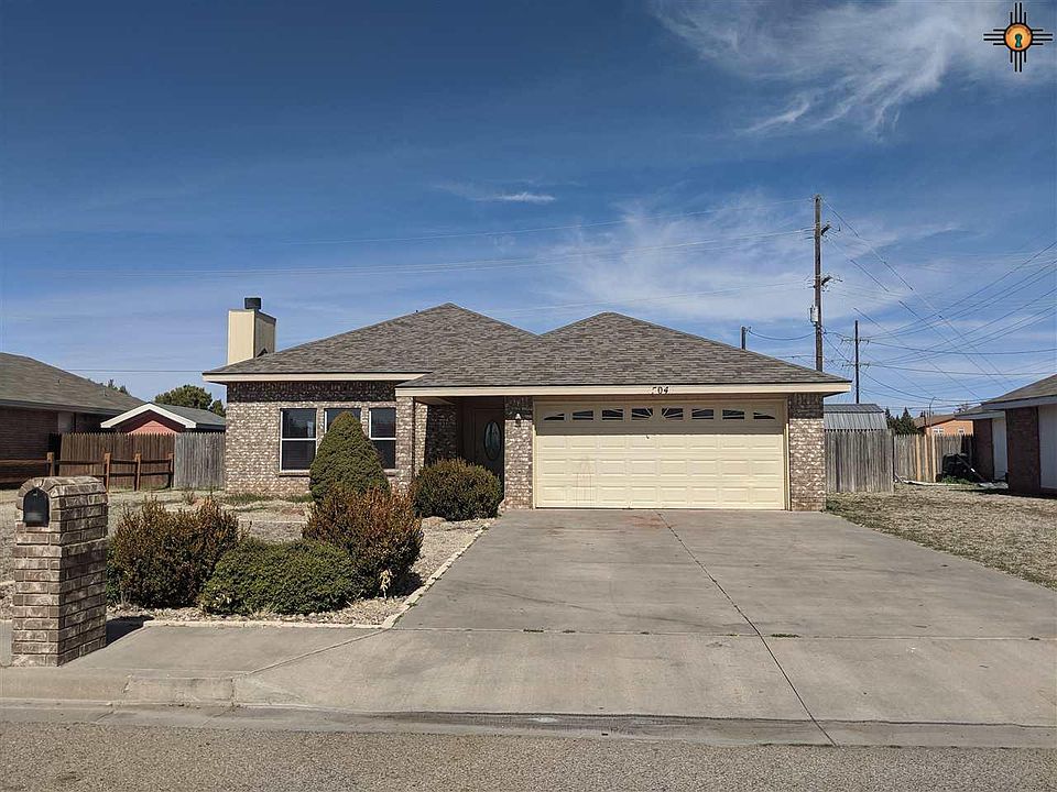 1st image of 504 La Salle Dr