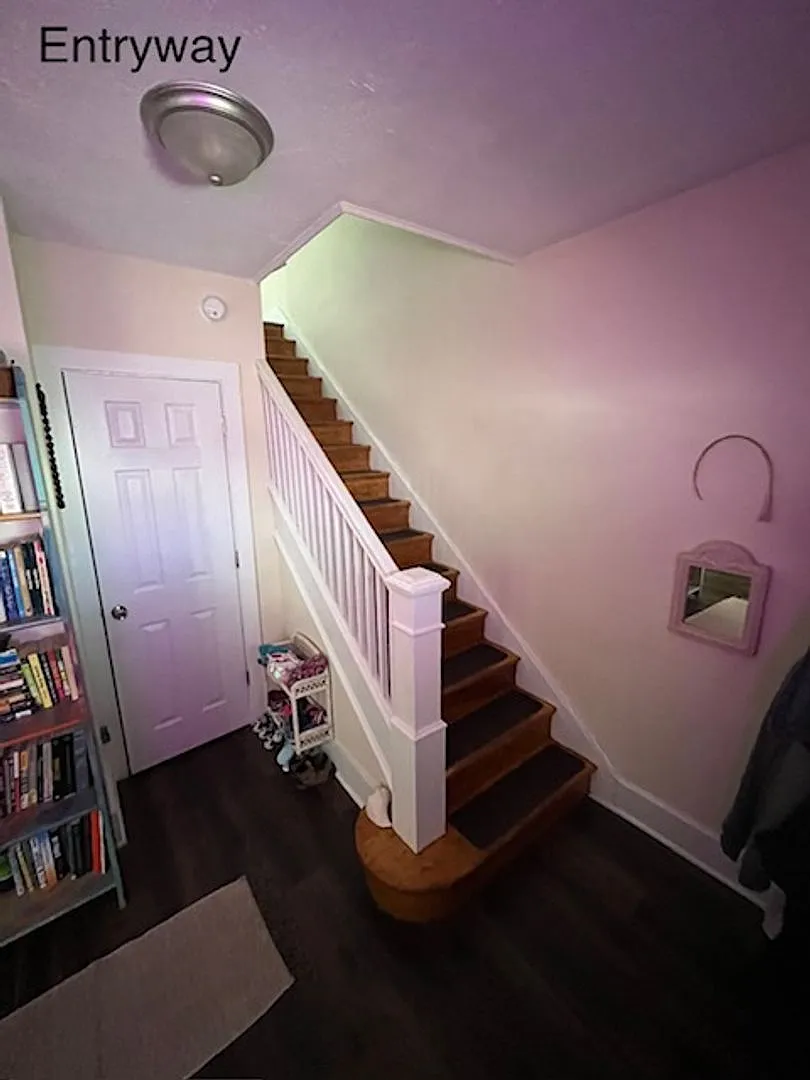 3 bed, 2.0 bath, 1144 sqft, $1,800 — Photo 3