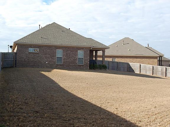 3rd image of 9668 Stockwell Dr