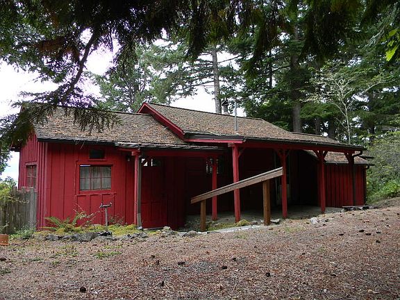2nd image of 36780 N Us Highway 101