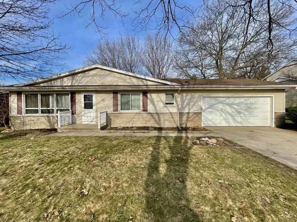 5366 Effingham Dr SE, Kentwood, MI 49508