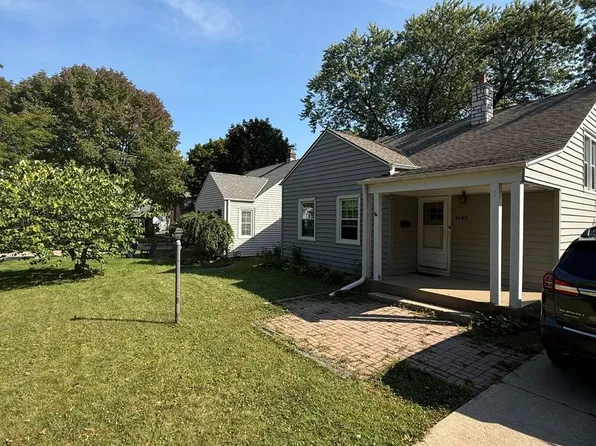 4640 N Woodruff Ave, Milwaukee, WI 53211