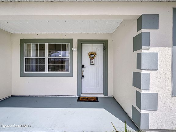 3rd image of 3404 Kilbee St