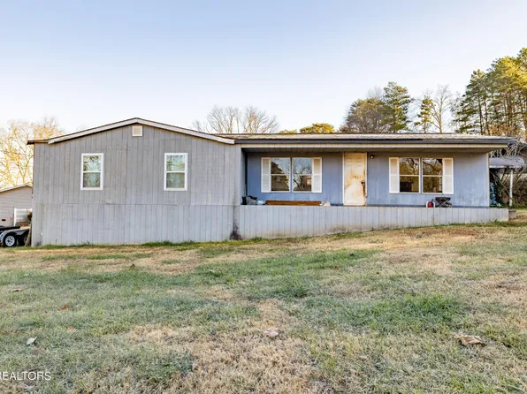464 Long Hollow Rd, Maryville, TN 37801