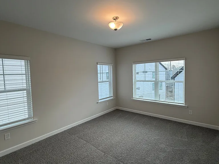 1973 Hollywood Rd NW #15 — Photo 24