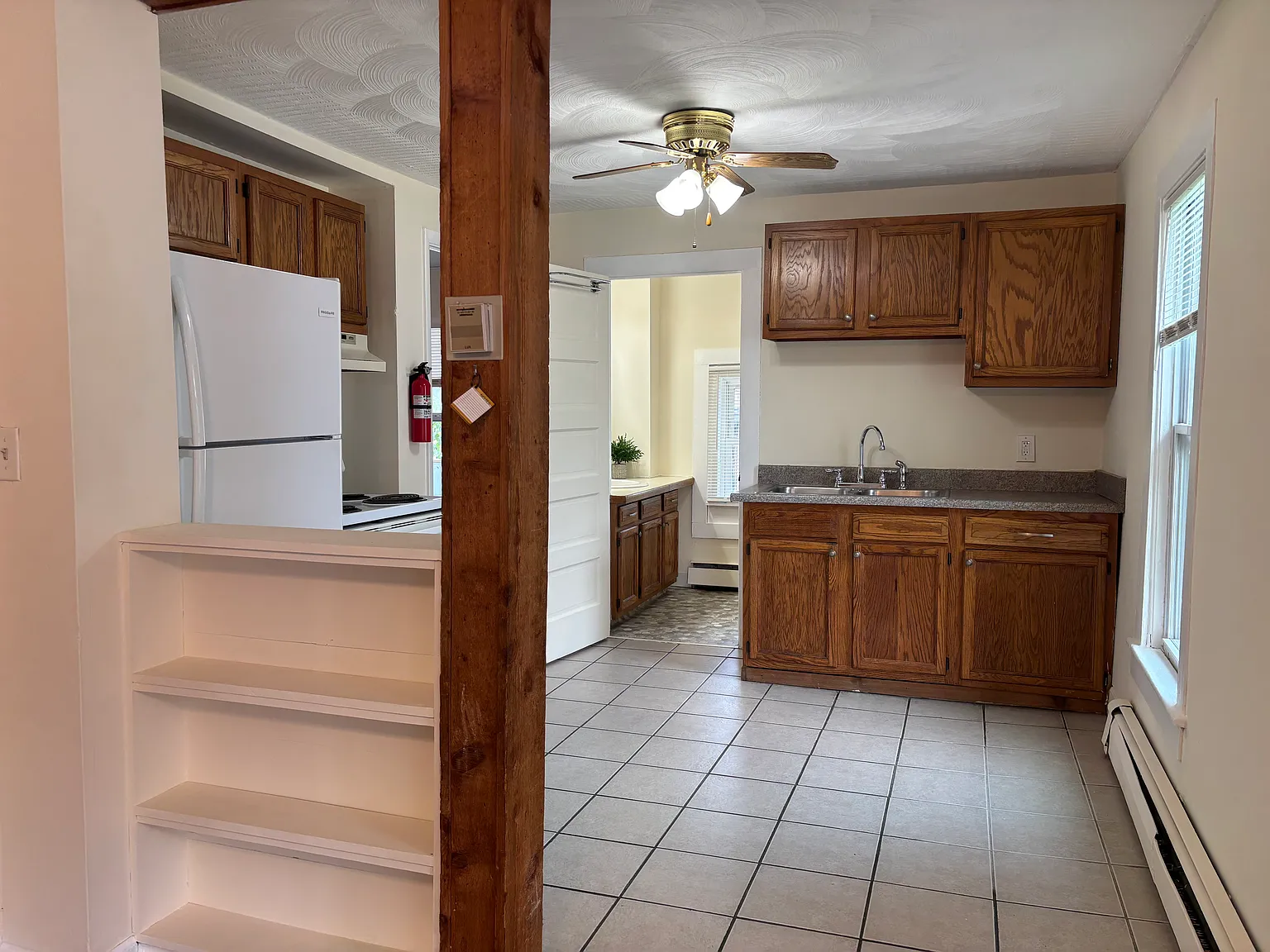6 bed, $5,070 — Photo 4