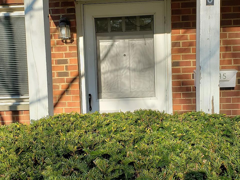 1st image of 4395 Fairway Dr