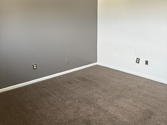 4th image of 525 Bright Ave #2