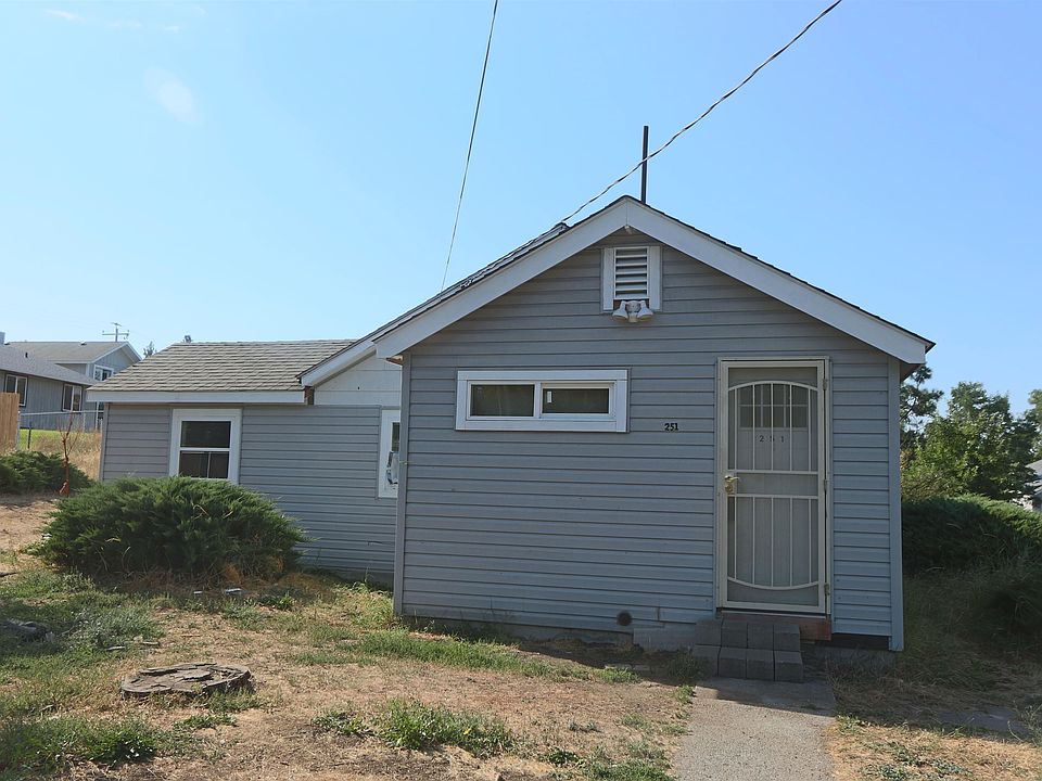 1st image of 224 W Miller St