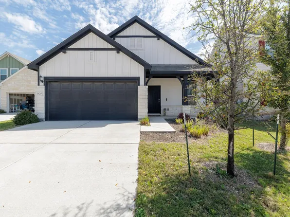 1620 Holly Lake Dr, Leander, TX 78641