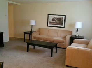 1410 Stonybrook Dr, Woodbury, NJ 08096