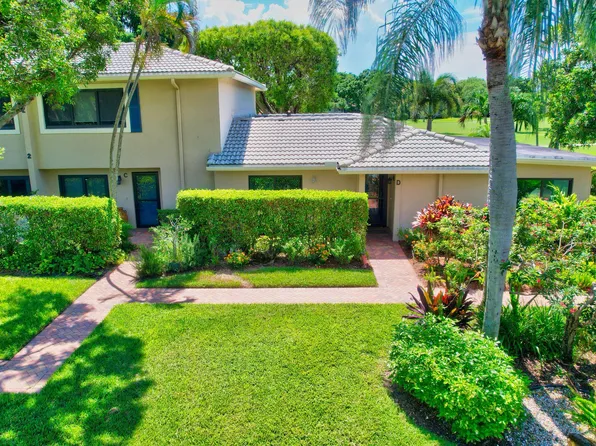 2 Stratford Drive #D, Boynton Beach, FL 33436