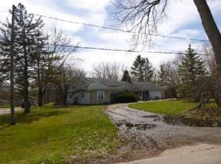 1050 Fischer Dr, Saginaw, MI 48601