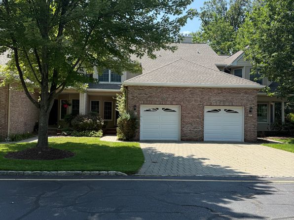 118 Carriage Ct
