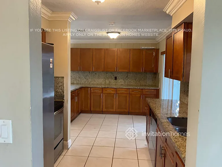 7957 Normandy St — Photo 4