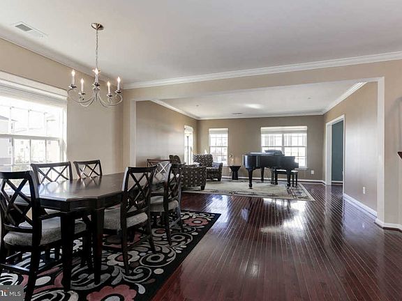 4th image of 6181 Aster Haven Cir