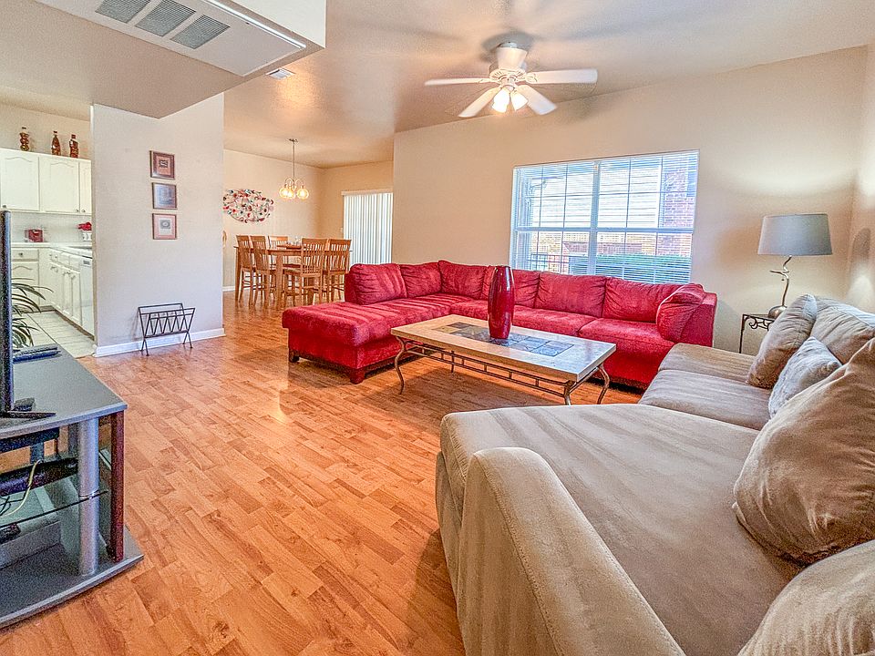 1st image of 52 Chapel Hill Cir