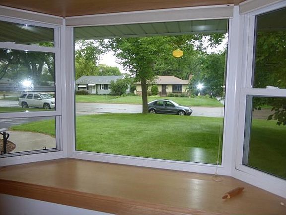 BRING THE OUTSIDE IN! 8ft Bay window in the livingroom