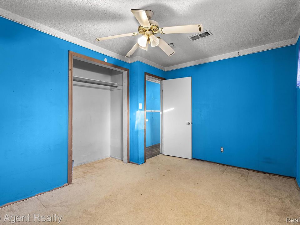 241 W Yale Ave, photo 11