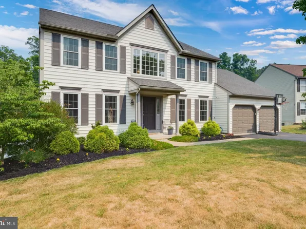 349 Hawthorne Dr, Denver, PA 17517