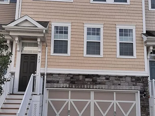 302 Orchard Ter #302, Cresskill, NJ 07626