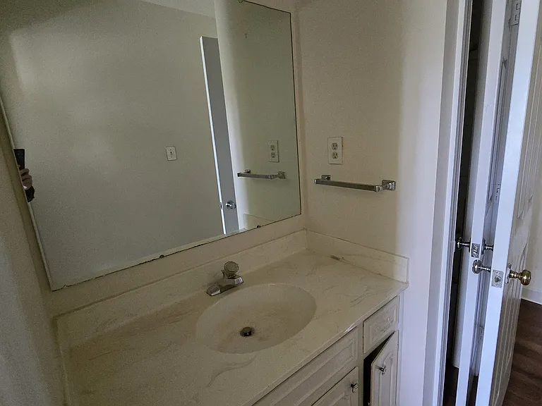 3316 E Princeton Rd — Photo 17