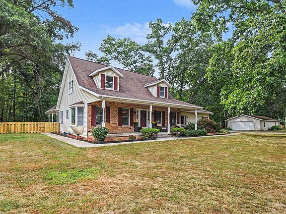 2nd image of 28973 Buttercup Ln