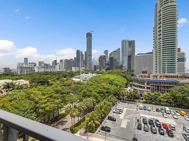 1901 Brickell Ave #B1109 — Photo 23
