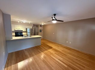 1411 NW 2nd Ave APT 102, Gainesville, FL 32603