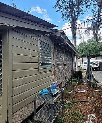 5th image of 27 N Violet St